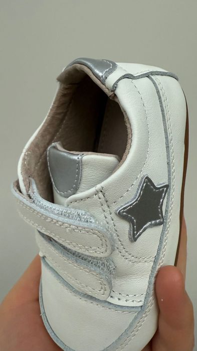 Кроссовки детские