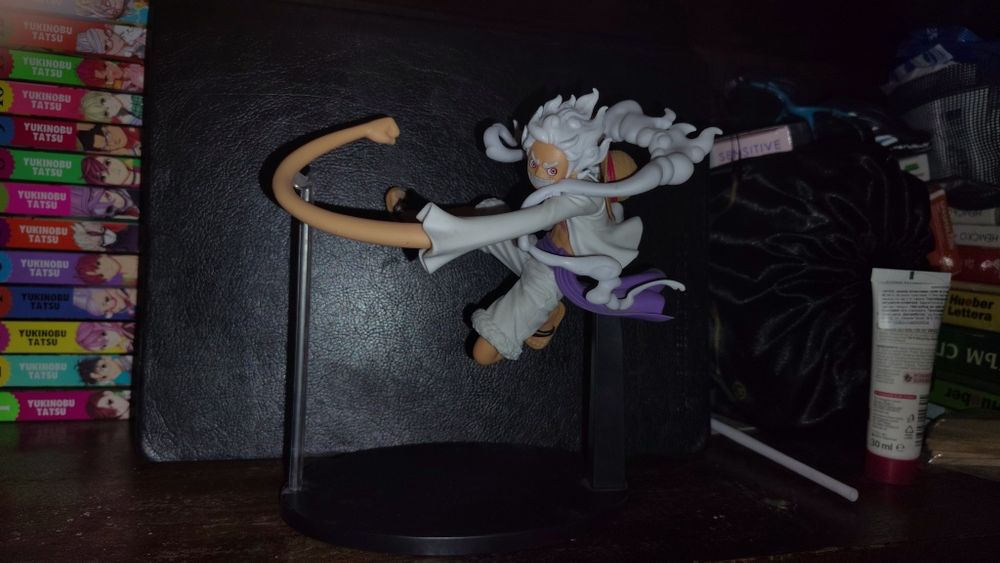 Anime -Jujutsu kaisen u One piece