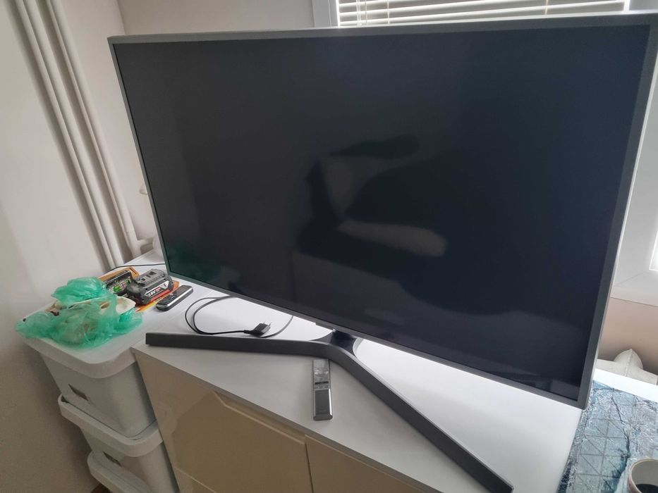 Телевизор SAMSUNG UE43RU7472, 43" 4K Ultra HD LED SMART TV