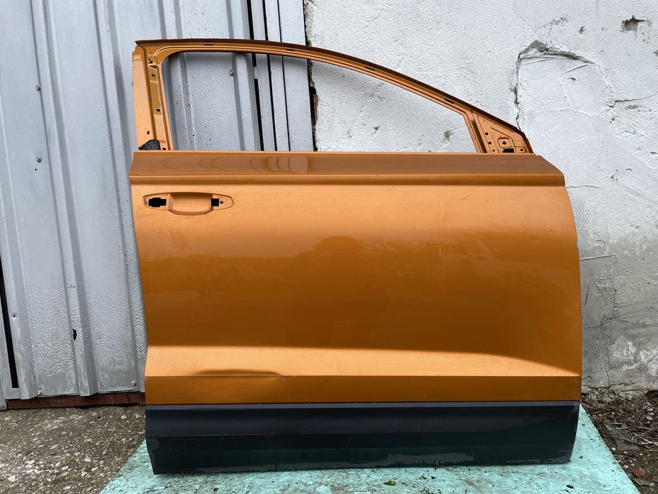 Предна дясна врата за Skoda Karoq Seat Ateca Шкода Карок Атека 2017г-