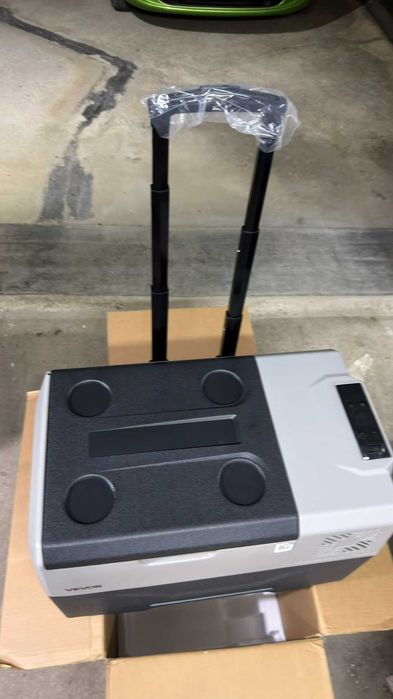 Нов къмпинг хладилник VEVOR 30L / 12v-24v-220v/ Компресор / Bluetooth
