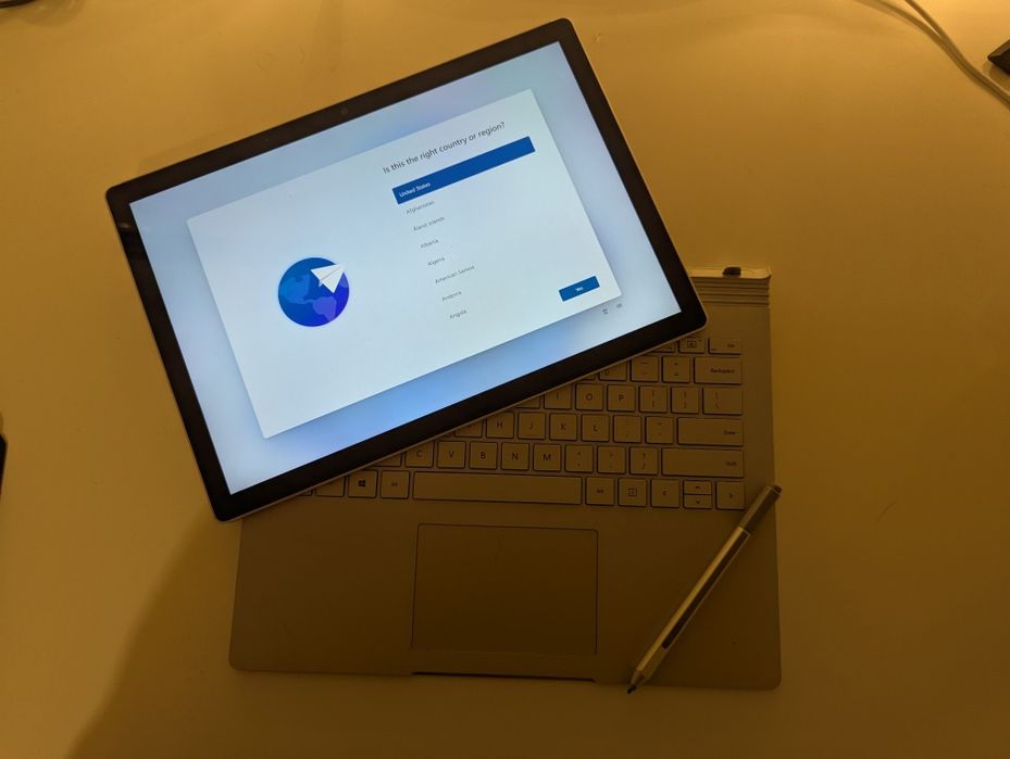Microsoft Surface Book 2 / 2 in 1 tablet PC