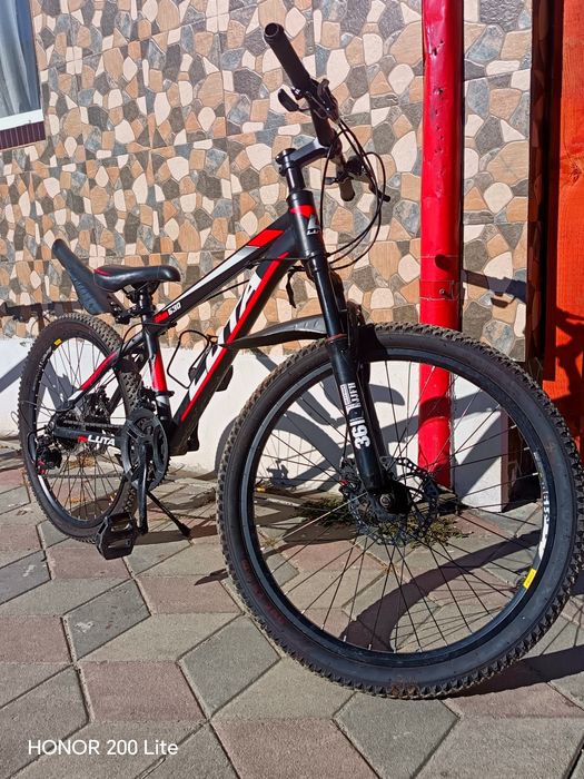 Se vinde bicicleta MTB 530