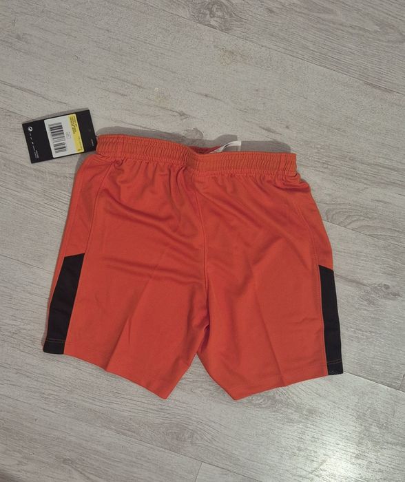 Pantaloni copii scurti Nike