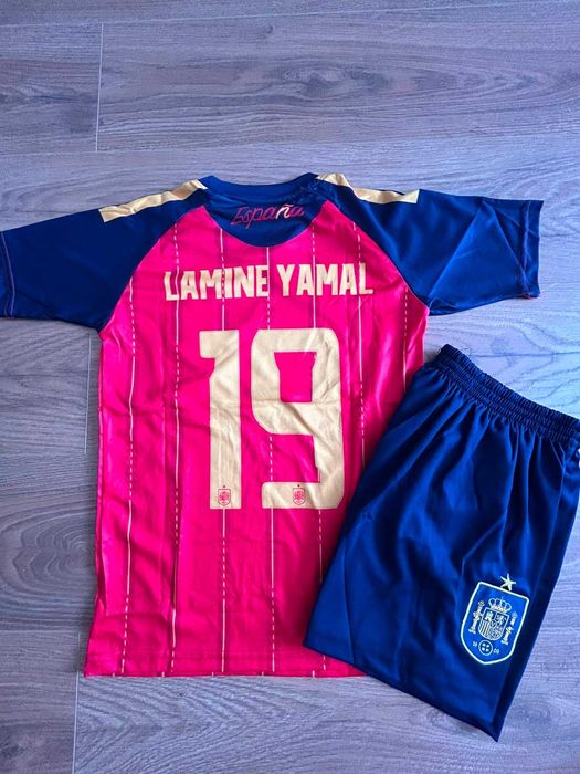 Promotie : Tricouri & Echipamente Compleu fotbal copii – Barcelona -  Lamine Yamal