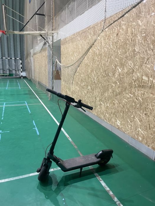 Самокат Ninebot e3