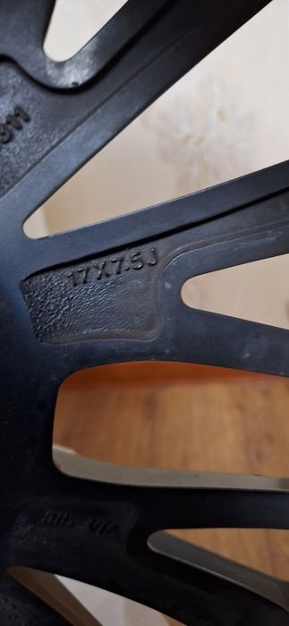 Летняя резина с дисками 245/65/17