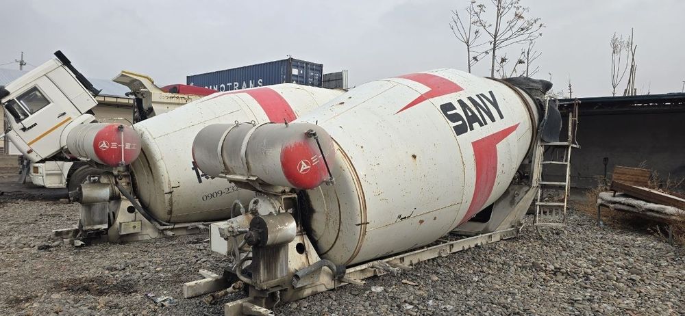 10-12 кублик SANY ва ZOOMLIOO Миксер бочкалар ва миксер кожухлар сотил