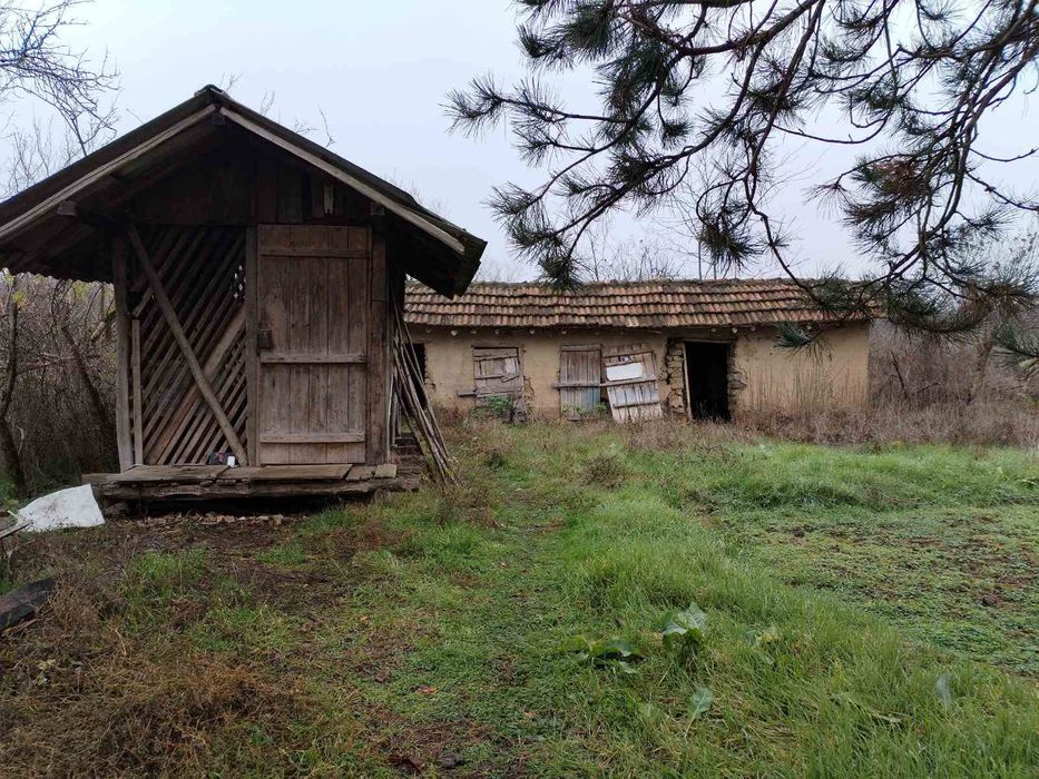 Продава се Парцел в Плевен, Идеален център - 60 кв.м за 39 €/кв.м - Снимка #2