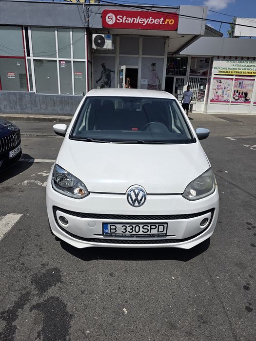 VOLKSWAGEN Up 2015