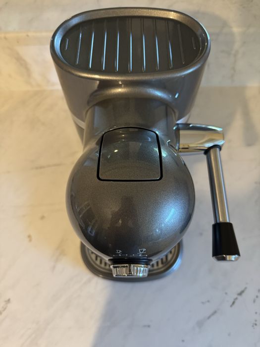 Vând Espressor Nespresso KitchenAid