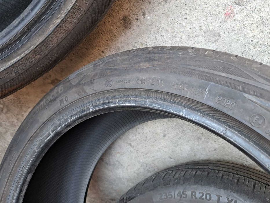 * 4 anvelope 235/45 R20 Continental