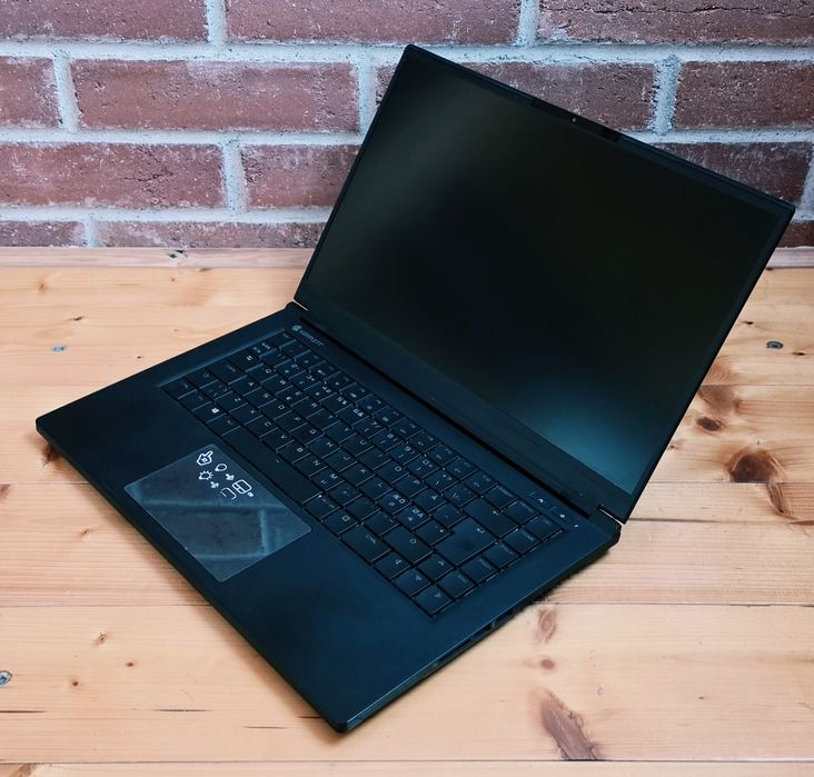 Laptop gaming 144Hz i7 9750H 16GB RAM GTX 1660TI NVMe 500GB