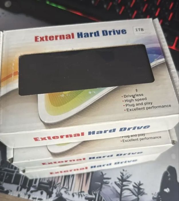 Внешний жесткий диск 1Tb