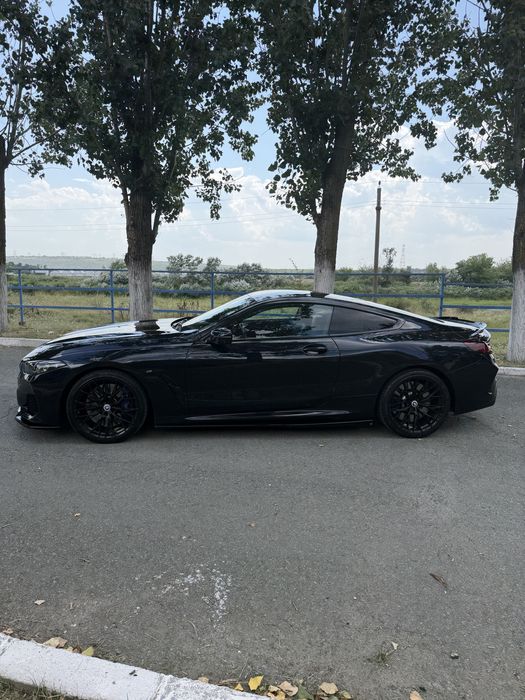 BMW 8 Series 2022 — imagine 4