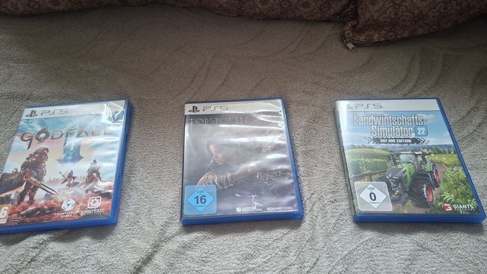 Игри за PS5 - Forspoken, Farming Simulator, Godfall

Gro

Forspoken 40 euro
Godfall 12 euro