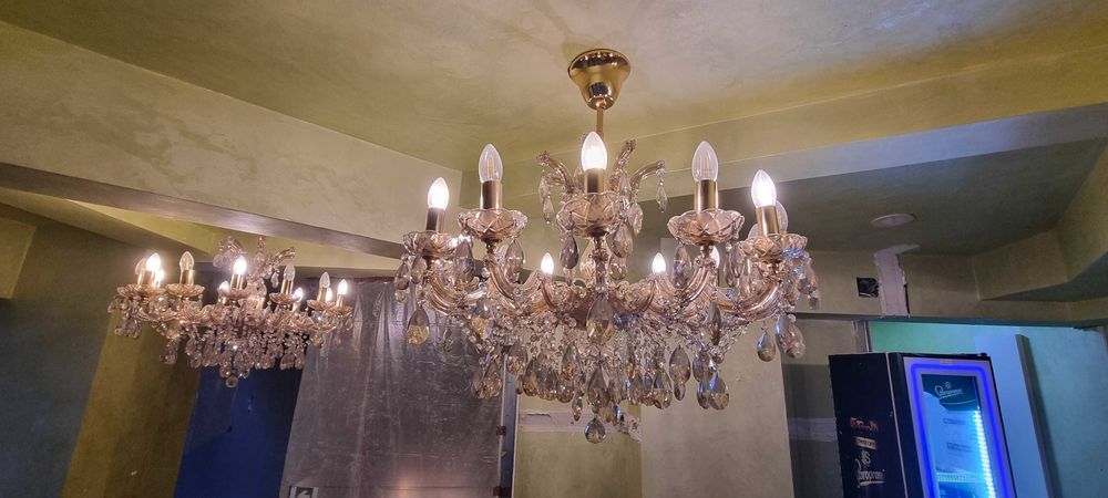 Candelabru / lustra / cristale / becuri incluse