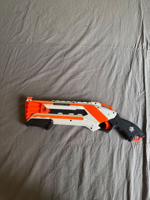 Blaster Nerf Elite Rough Cut 2x4 – Отлично състояние