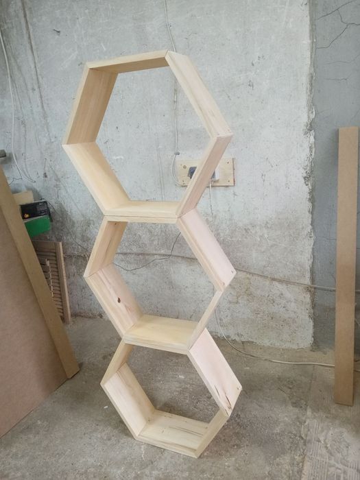 Нестандартни етажерки