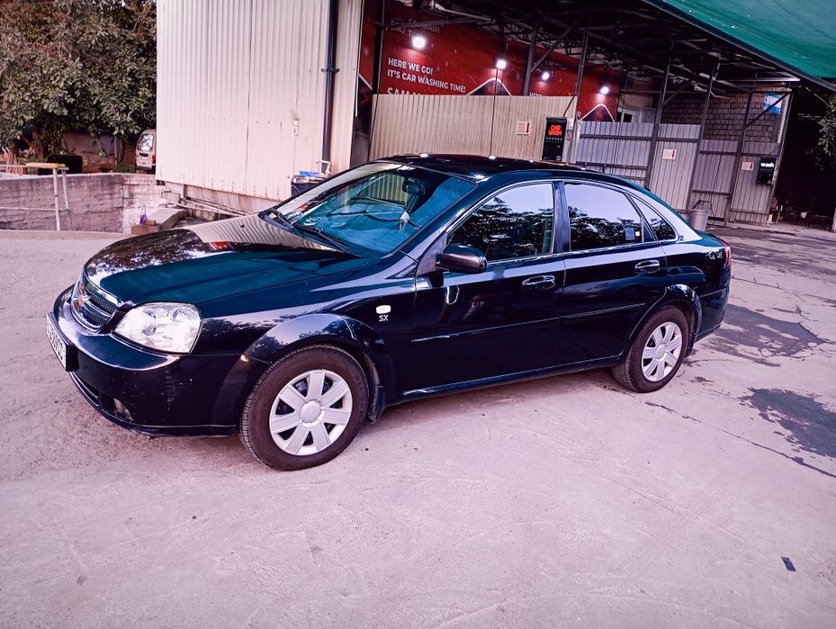 Lasetti 1.8 sotiladi!!!