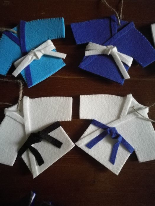 Продам брелоки из фетра