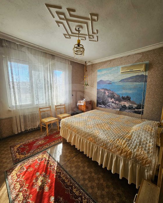 Продава се Къща в Карнобат - 350 кв.м за 829 €/кв.м - Снимка #8