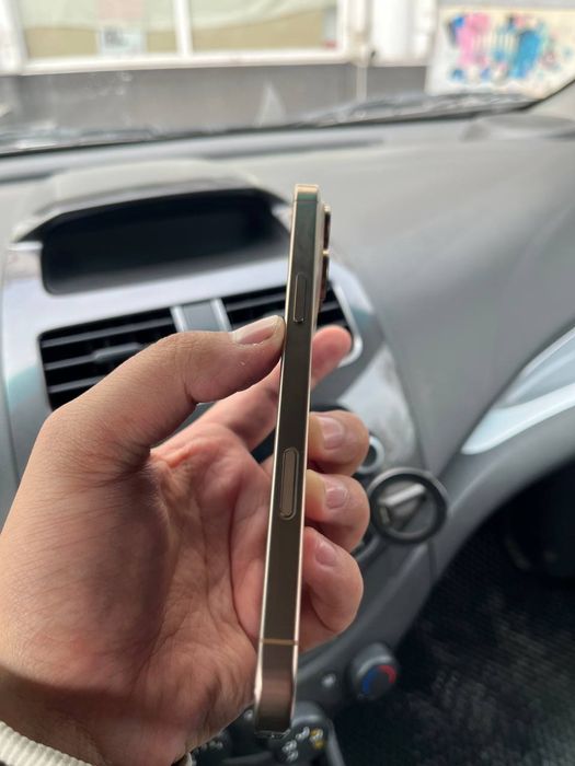 Iphone 16 pro max sotiladi