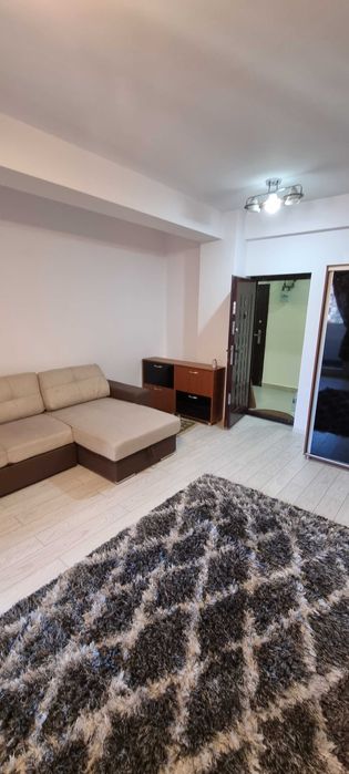 Inchiriez garsoniera in Militari Rezident