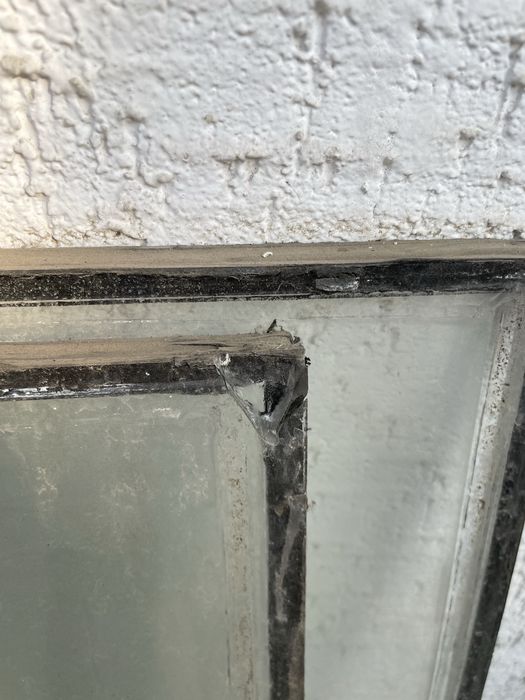 Стекло для окон 2 штуки