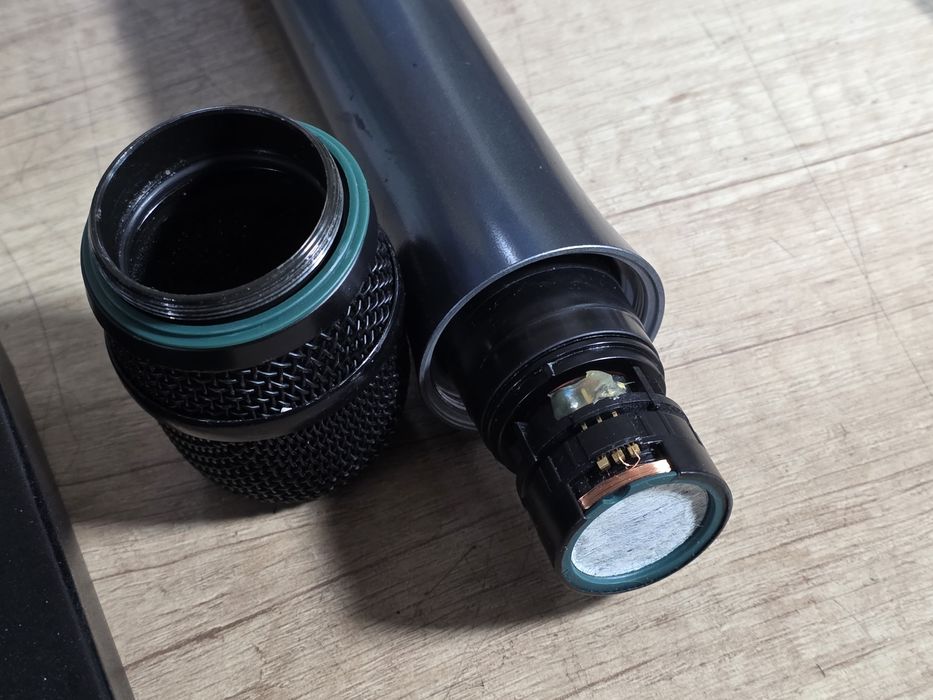 Microfon wireless SENNHEISER ew100, receiver em100, 740-772 Mhz