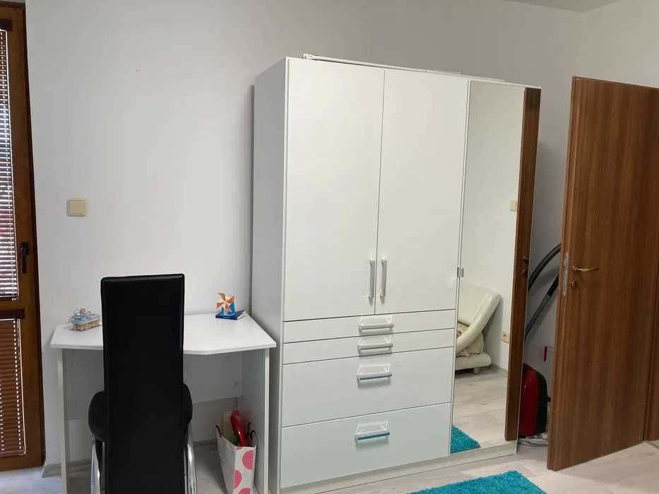 Дава се под наем Тристаен апартамент в с. Лозен, Област София-град - 90 кв.м за 1000 € - Снимка #2