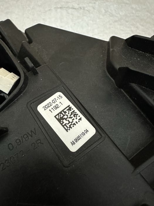 Фар десен BMW G22 G23 G26 G80 G82 G83 Перфектен