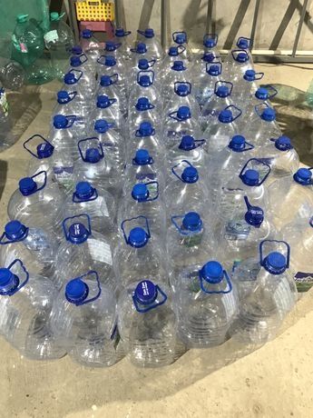 Продам баклашке 10 л чистые есть много, дам дешевле  если  купите все