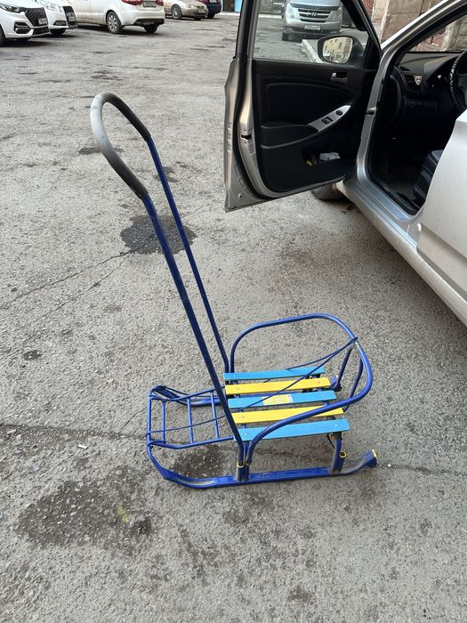 Продам санки 5000тг