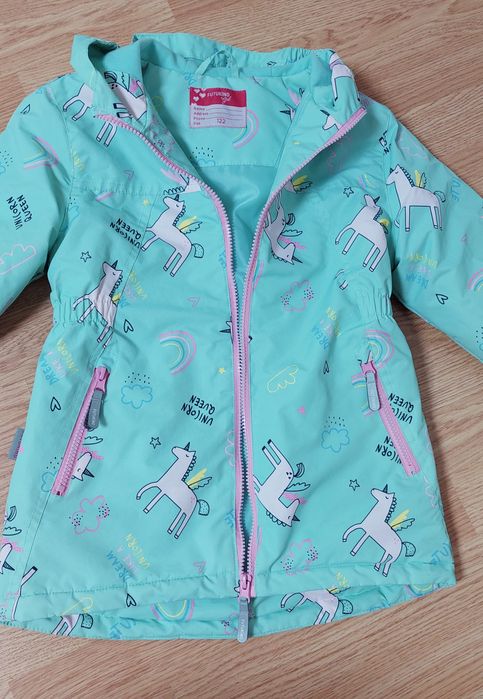 Весенняя куртка на девочку 122