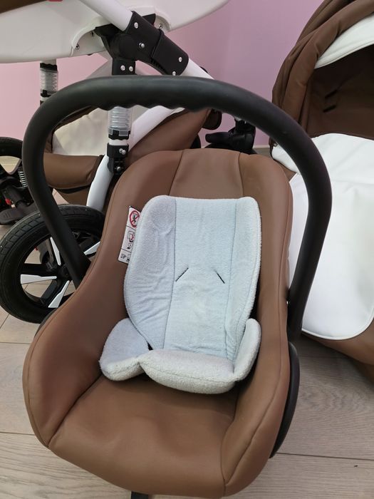 Бебешка количка Vogue