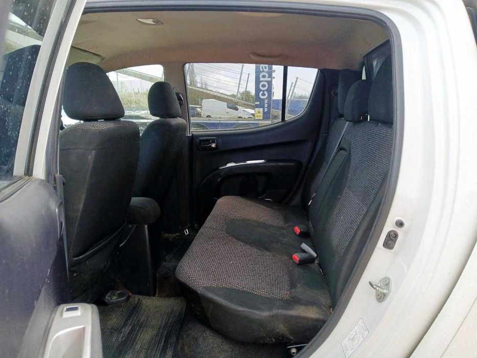 Dezmembrez Mitsubishi L200 2.5 Diesel 2014