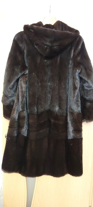 Продам Норковую шубу Греция