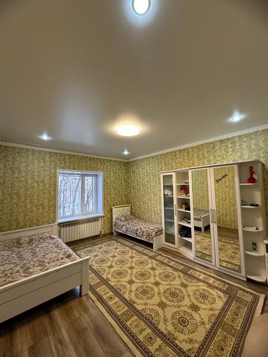 Продам двухуровневый удобный дом