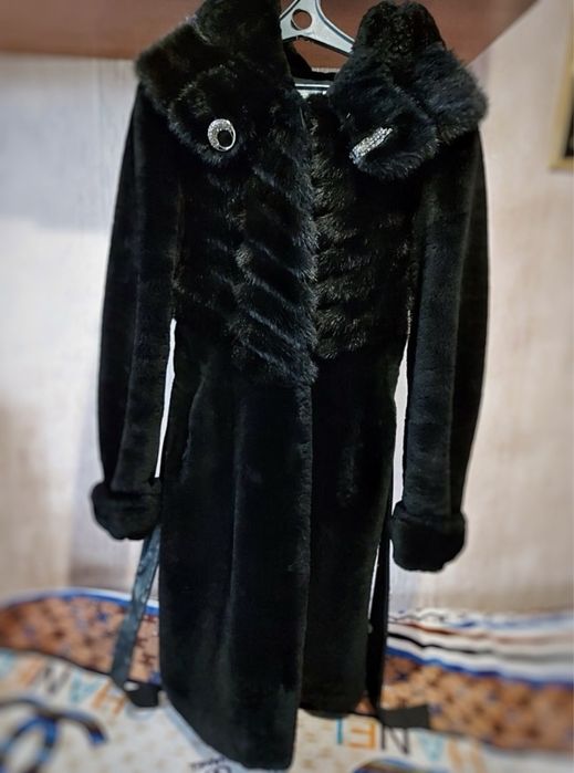 Шуба мутоновая натуральная