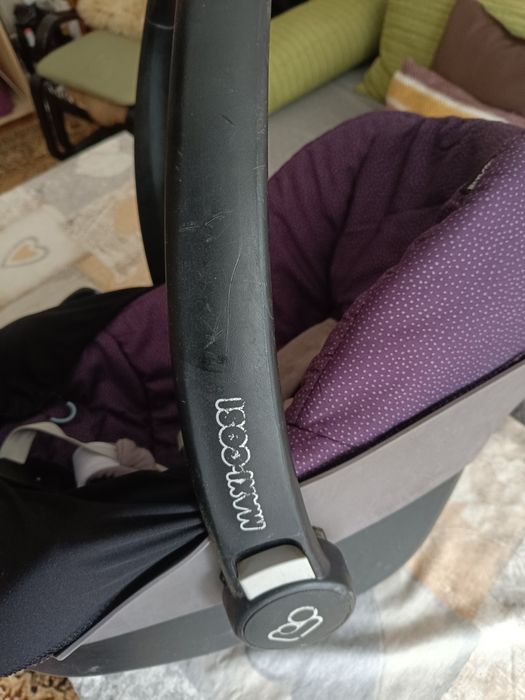 Бебешко кошче за кола