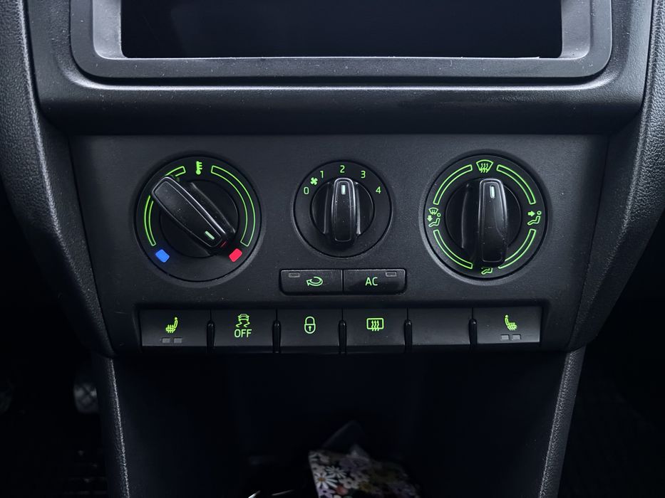 Skoda Rapid 2013 1.2 TSI