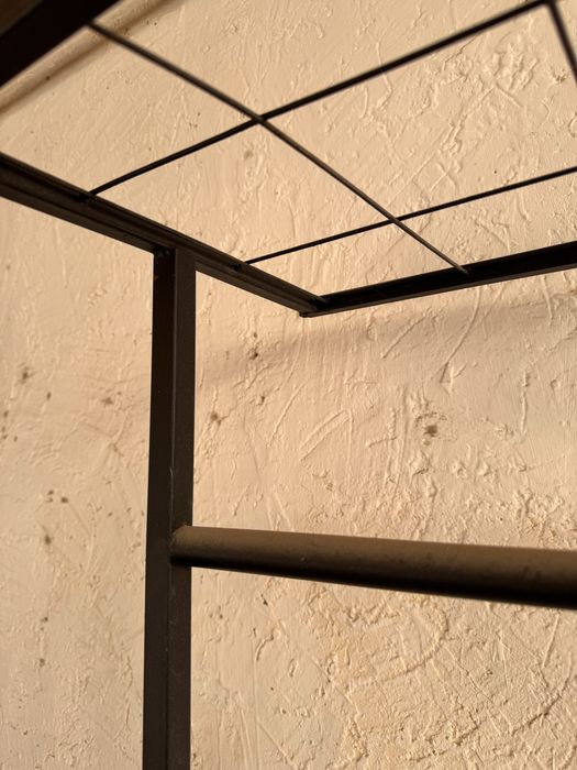 Продаю напольную вешалку