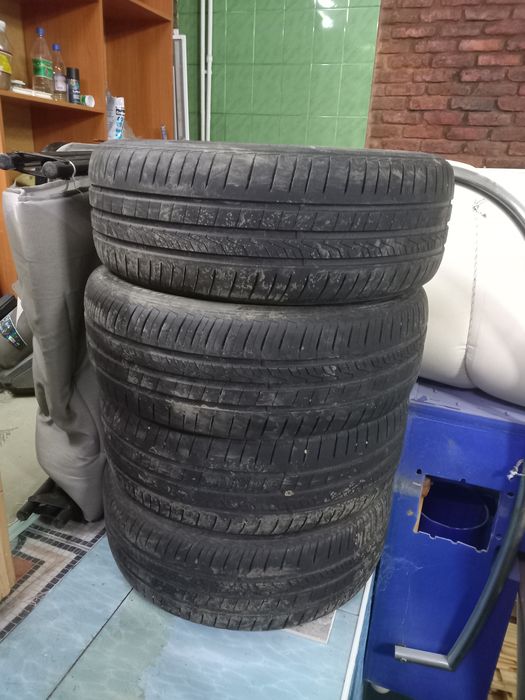 Резина в отличном состоянии.