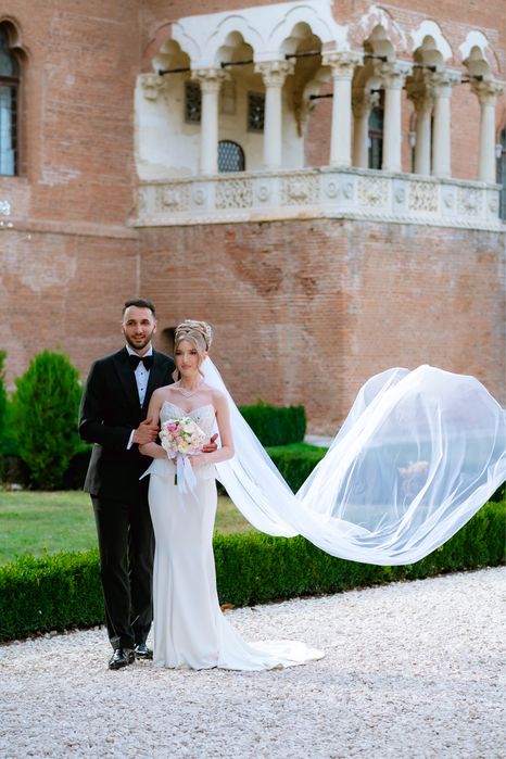 Rochie de mireasa tip sirena La Novia