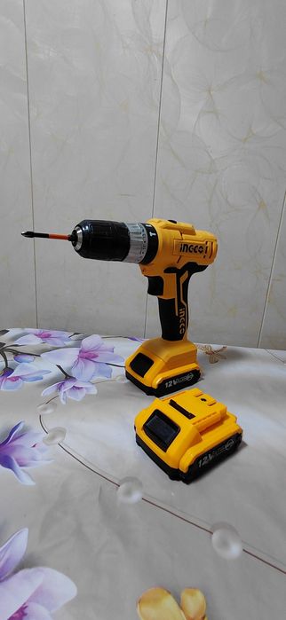 Akkumulyatorli shurup buragich Ingco CDLI1222, 12V