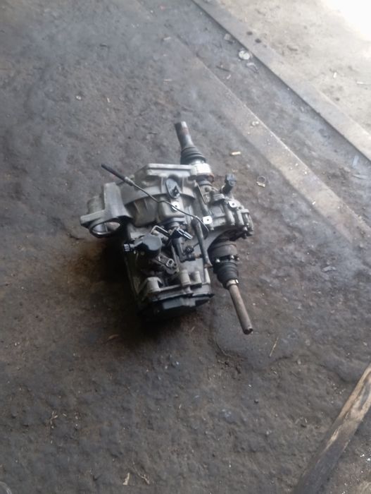 Каробка Фольксваген Пассат в3 в4