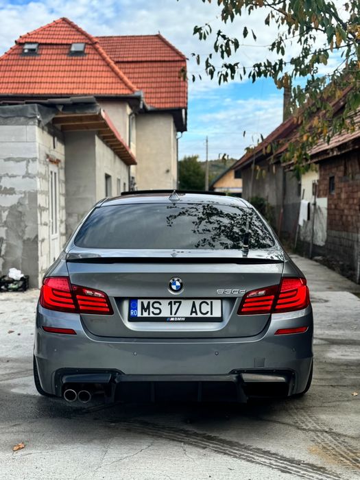 BMW Seria 5 2011 — imagine 2
