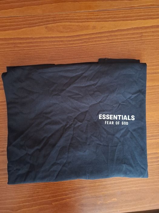 Тениска Essentials