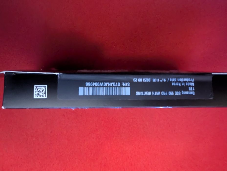 НОВ | 1TB Samsung 990 Pro with Heatsink | NVMe SSD диск Gen4 | и за PS5 ъпгрейд | масивен радиатор с RGB LED | DRAM кеш | скорост до 7450 MB/s